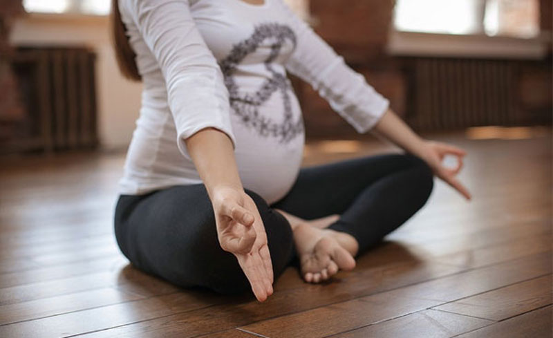 Prenatal/Postnatal Yoga